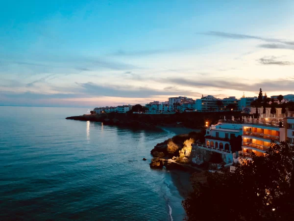 Granada Alternativa Road Trip nerja